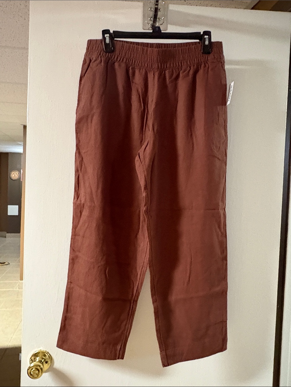 NWT Old navy straight leg linen pants size medium petite in baked bronze.